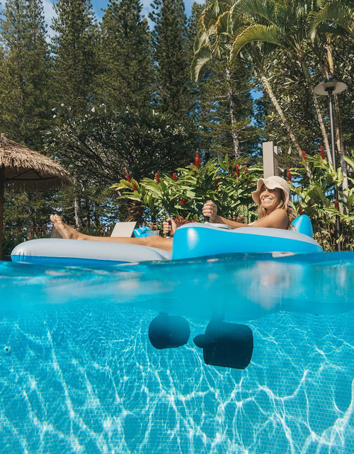 Load image into Gallery viewer, Splash Runner 2.5 Motorized Pool Lounger
